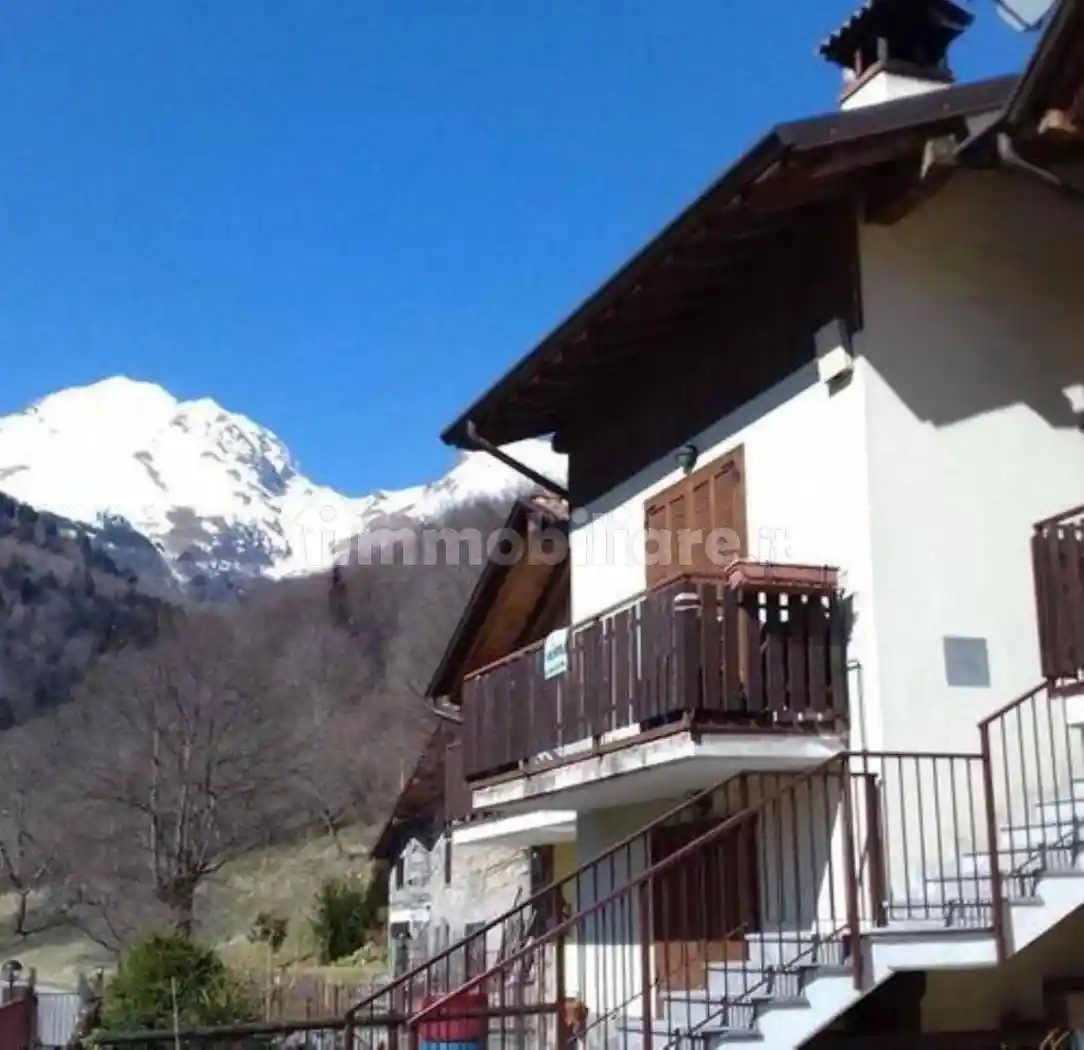 Appartamento in vendita a Lozio