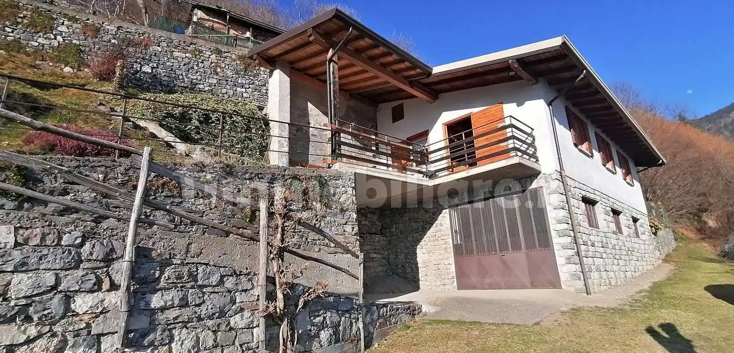 Villa in vendita a Lozio