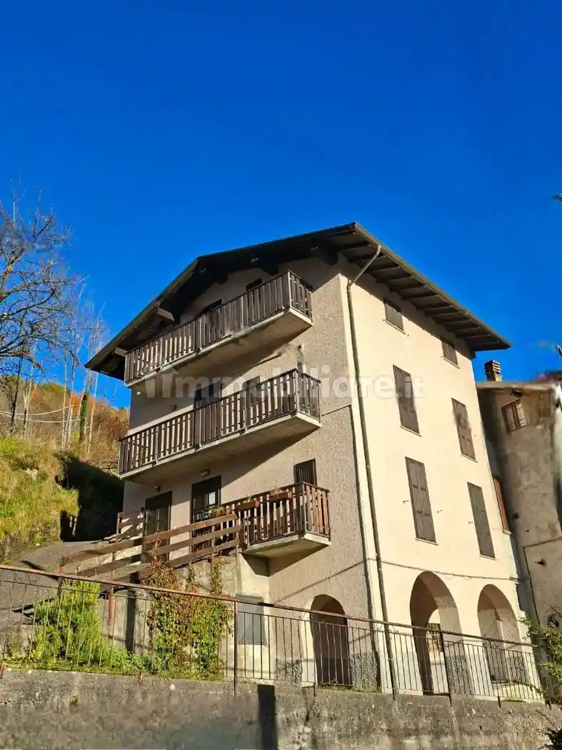 Appartamento in vendita a Lozio