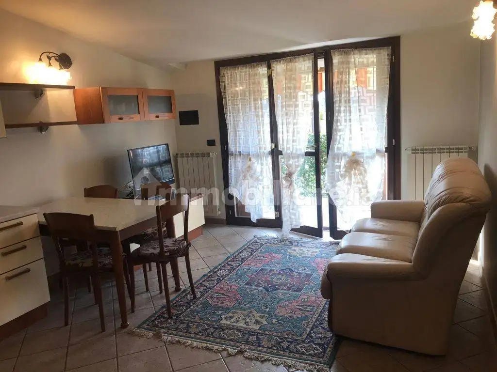 Bilocale via San Francesco d'Assisi 28, Busnago - foto 3