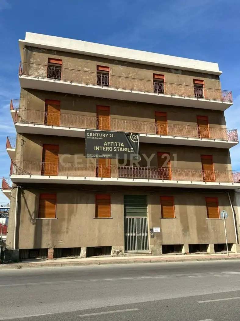 Palazzo - Edificio in affitto a San Filippo del Mela