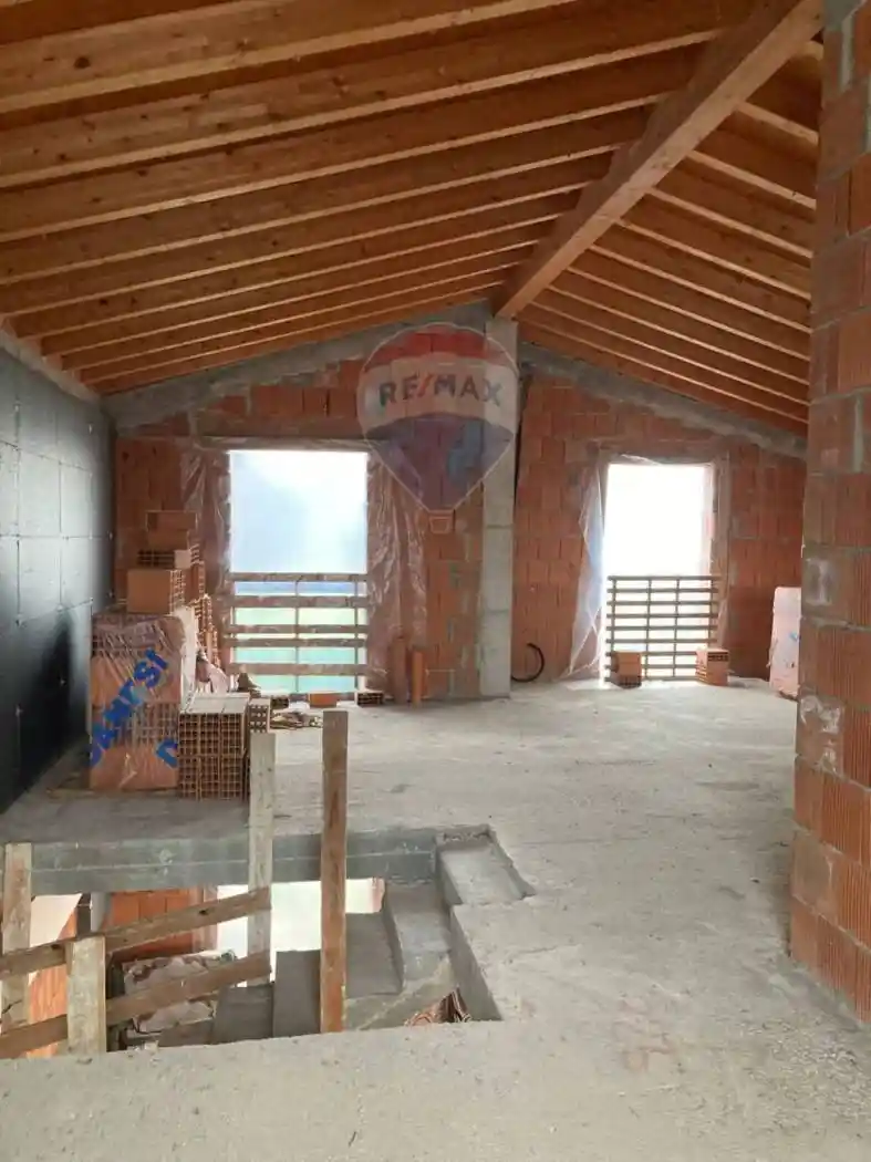 Villa bifamiliare via Don Learco Giuliani, Centro, Casalromano - foto 2