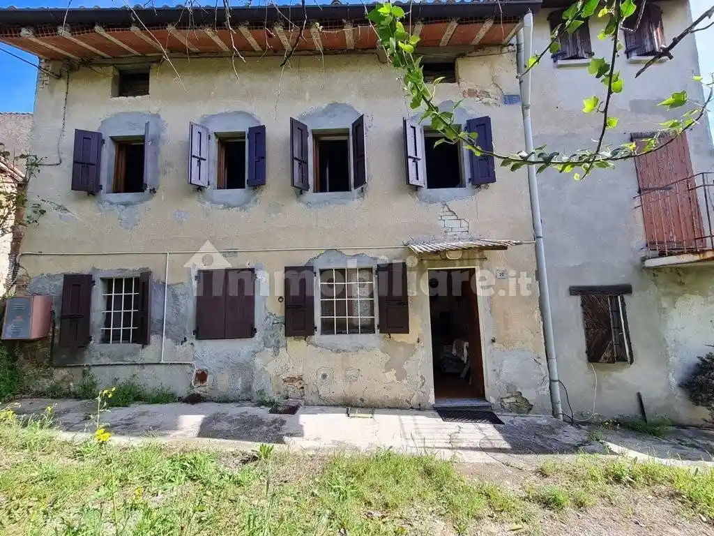 Rustico - Casale in vendita a Santa Maria della Versa