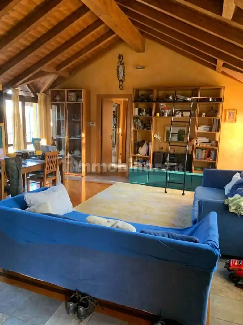 Appartamento in vendita a Limbiate