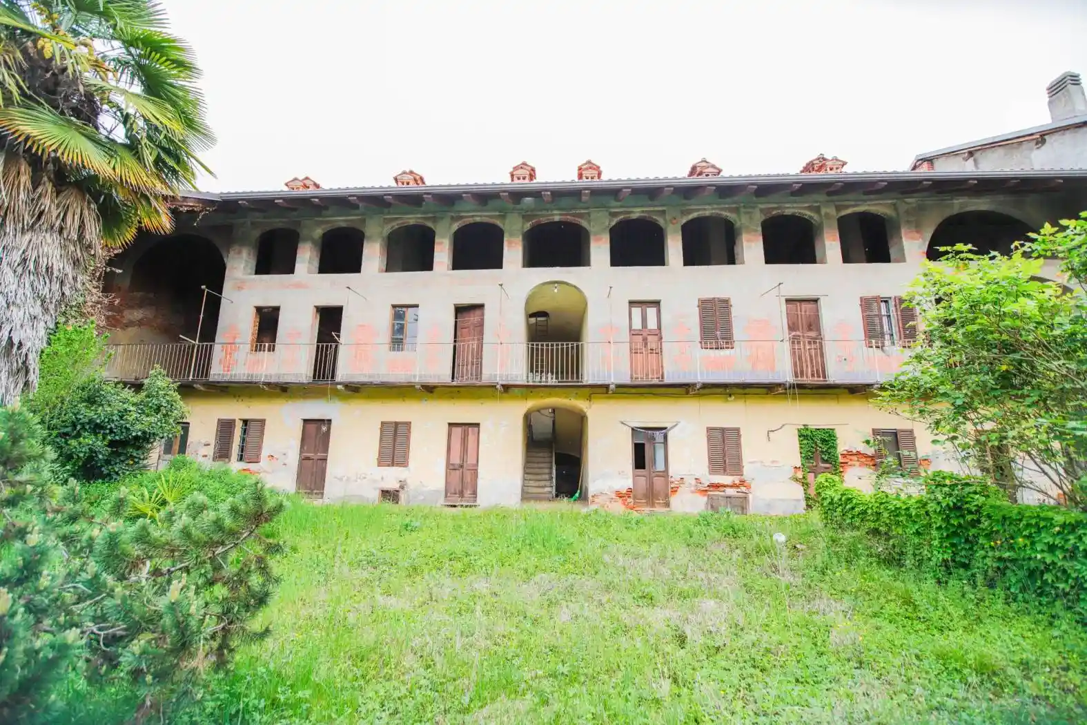 Palazzo - Edificio in vendita a Foglizzo