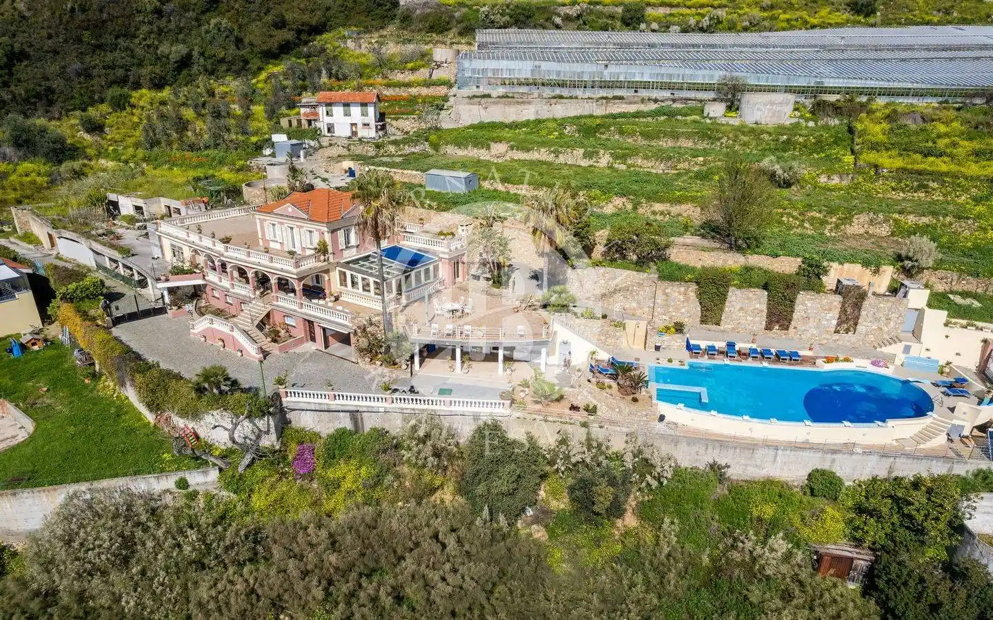 Villa in vendita a Ospedaletti
