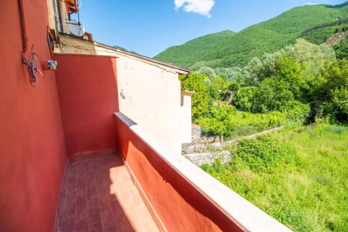 Terratetto unifamiliare via G. Marconi 49, Centro, Castel Sant'Angelo - foto 4