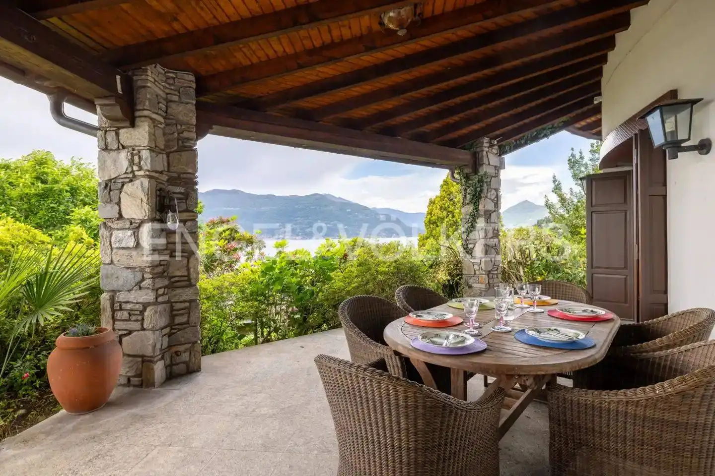 Villa unifamiliare via al Lago 50, Villaggio Belmonte, Brezzo di Bedero - foto 4