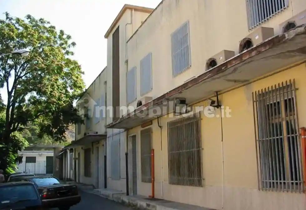 Palazzo - Edificio in Vendita - foto 2