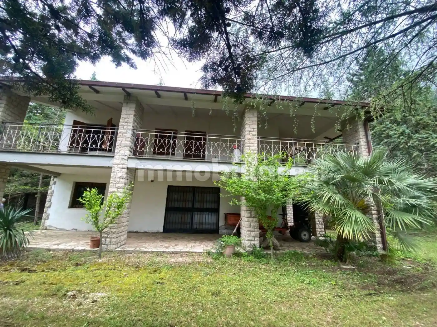 Villa in vendita a Ferentillo