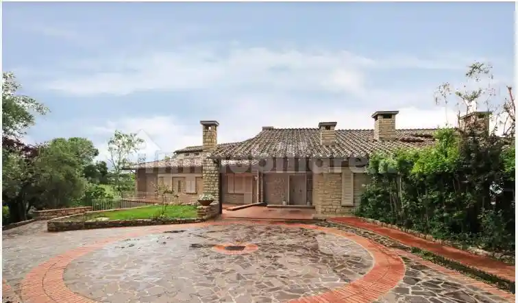 Villa in vendita a Perugia