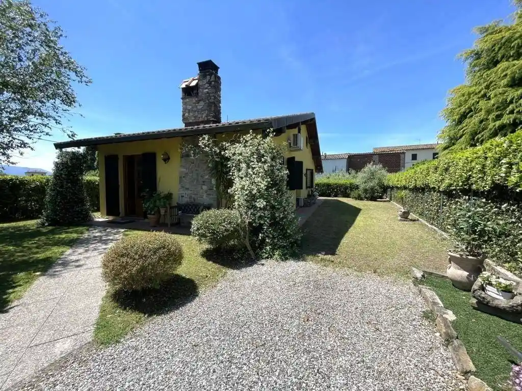 Villa in vendita a Lucca