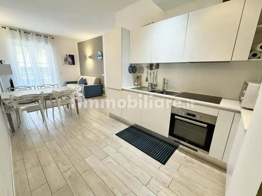 Appartamento in affitto a Alassio