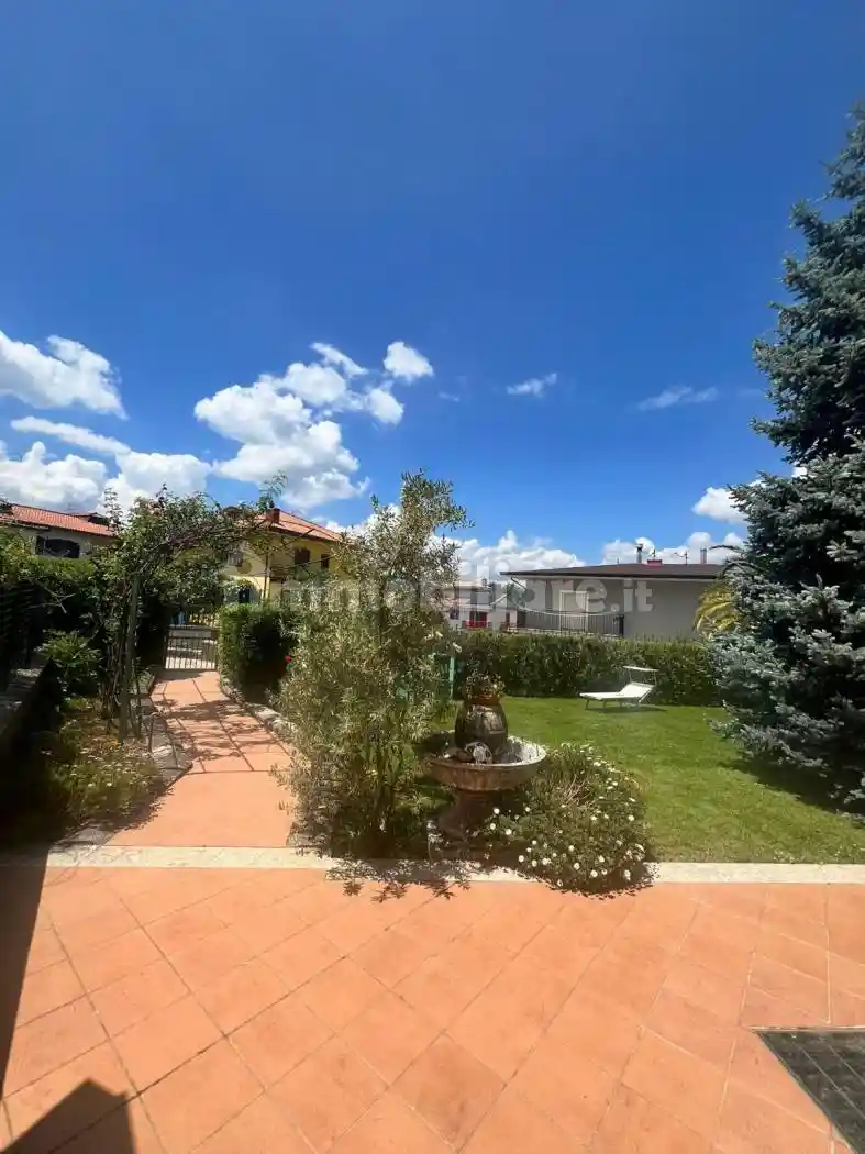 Villa bifamiliare Contrada Salice, Aiello del Sabato - foto 2