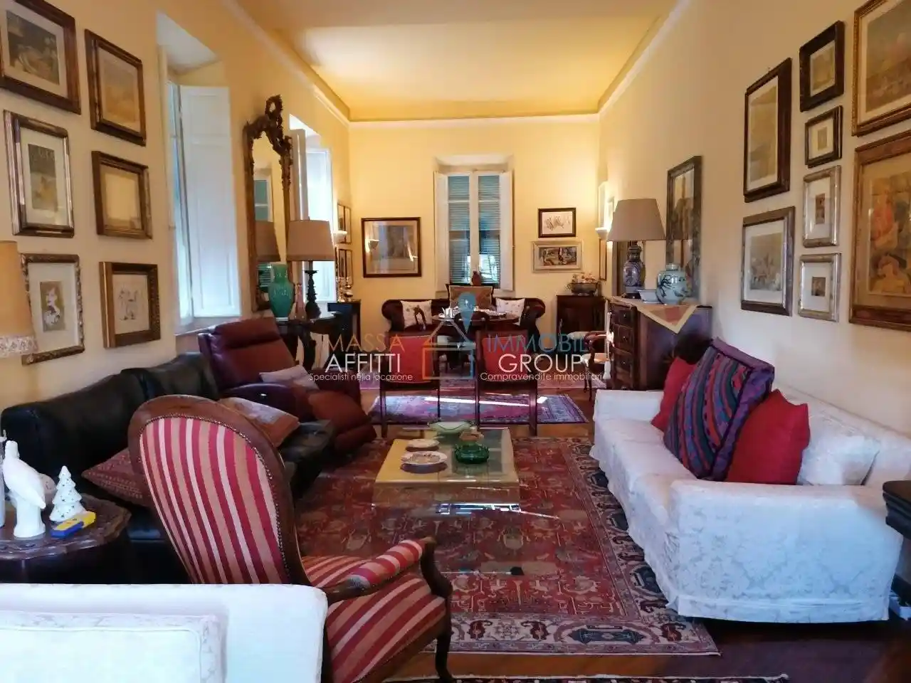 Villa in vendita a Carrara