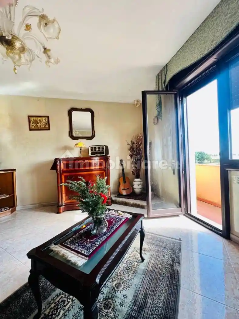 Villa unifamiliare via Mar Rosso 31, Torvaianica Alta, Pomezia - foto 3