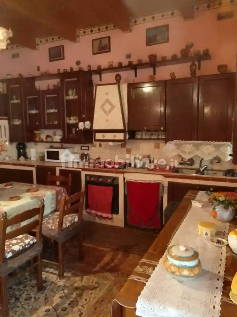 Trilocale via Alfredo Catalani 19, Beltiglio San Giovanni, Ceppaloni - foto 5