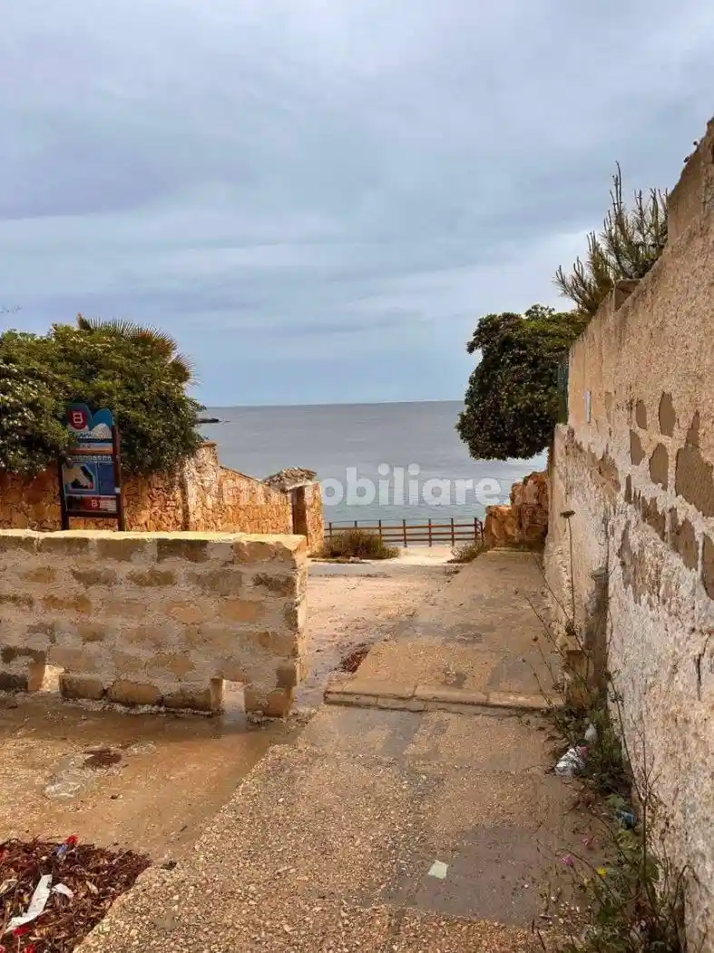 Villa unifamiliare via Antonio Mecchi 3, Punta Milocca - Fanusa Mare, Siracusa - foto 2