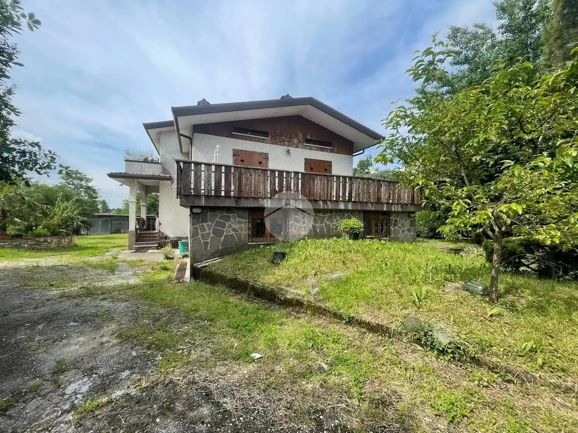 Villa in vendita a Trescore Balneario