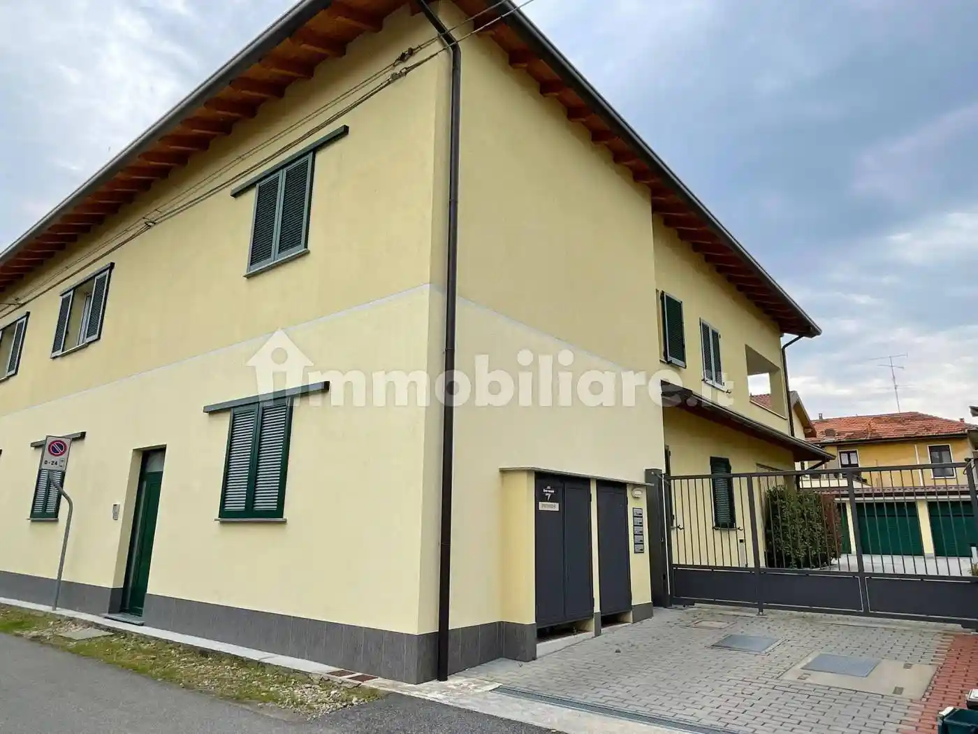 Appartamento in affitto a Magnago