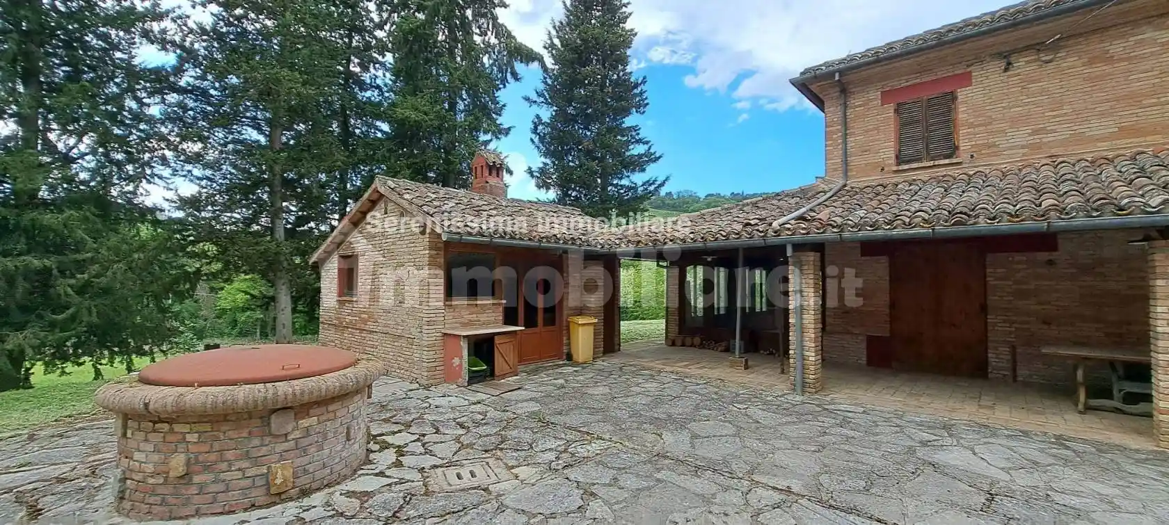 Rustico - Casale in vendita a Mombaroccio