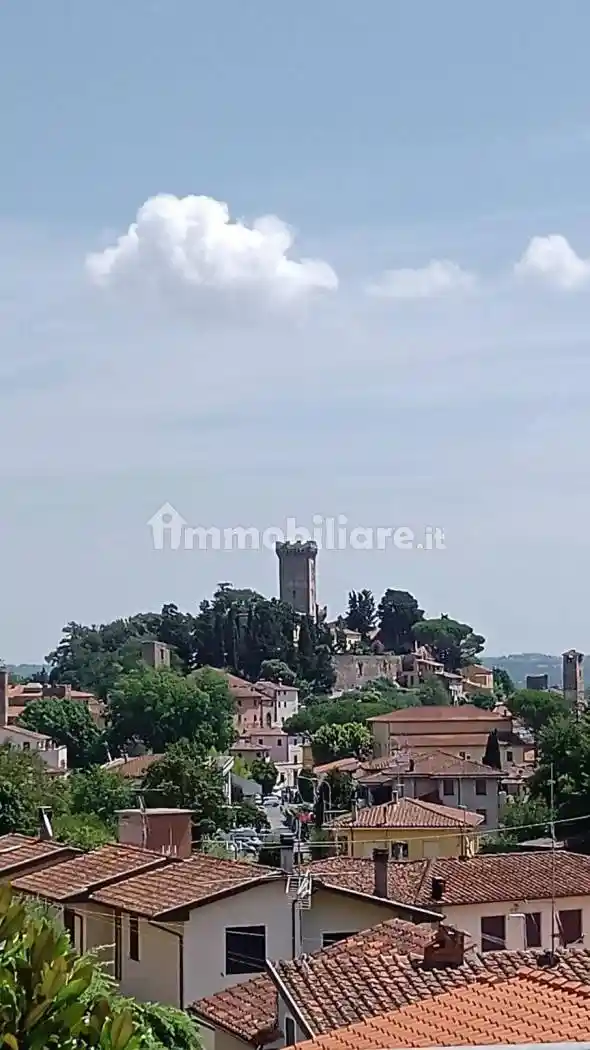 Appartamento in vendita a Vicopisano