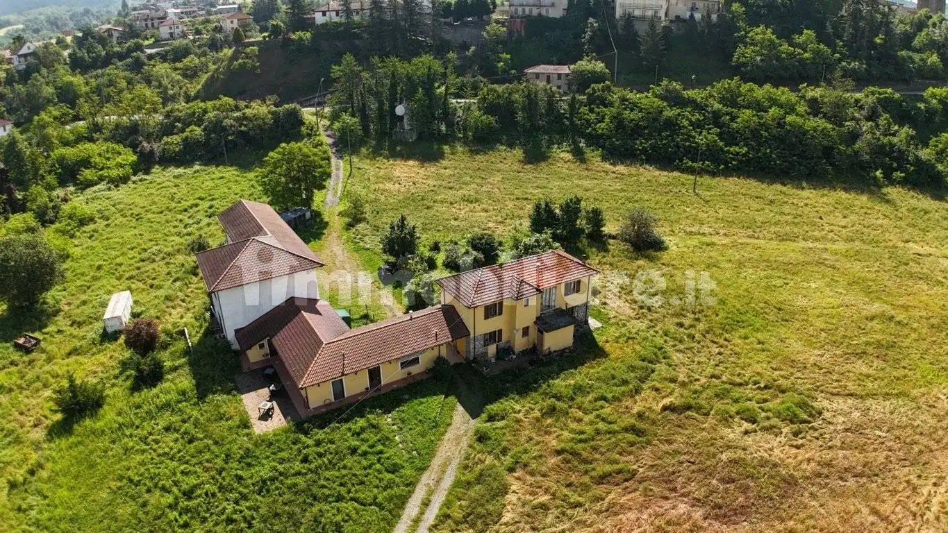 Casa indipendente in vendita a Cartosio