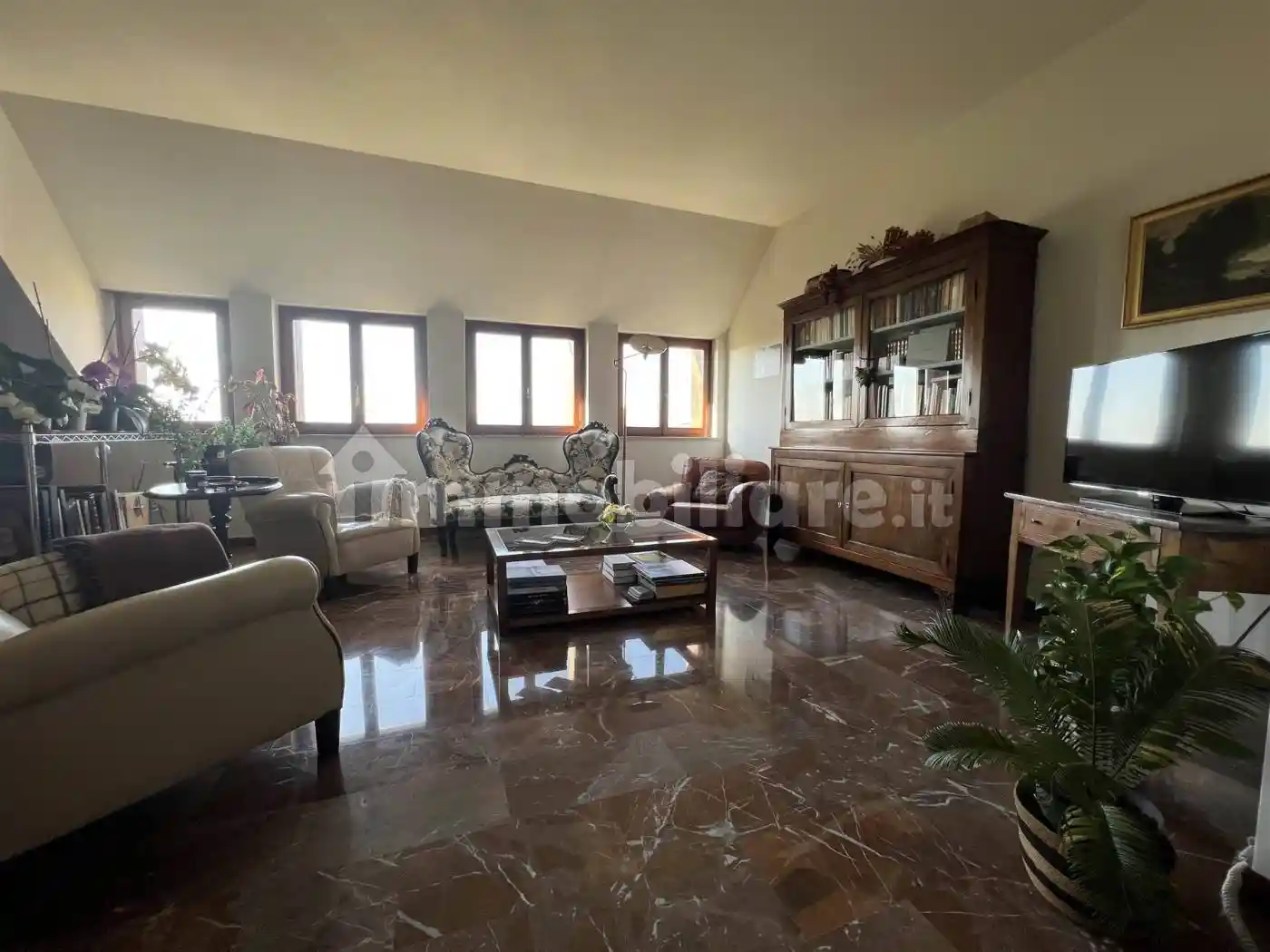 Appartamento in vendita a Piacenza