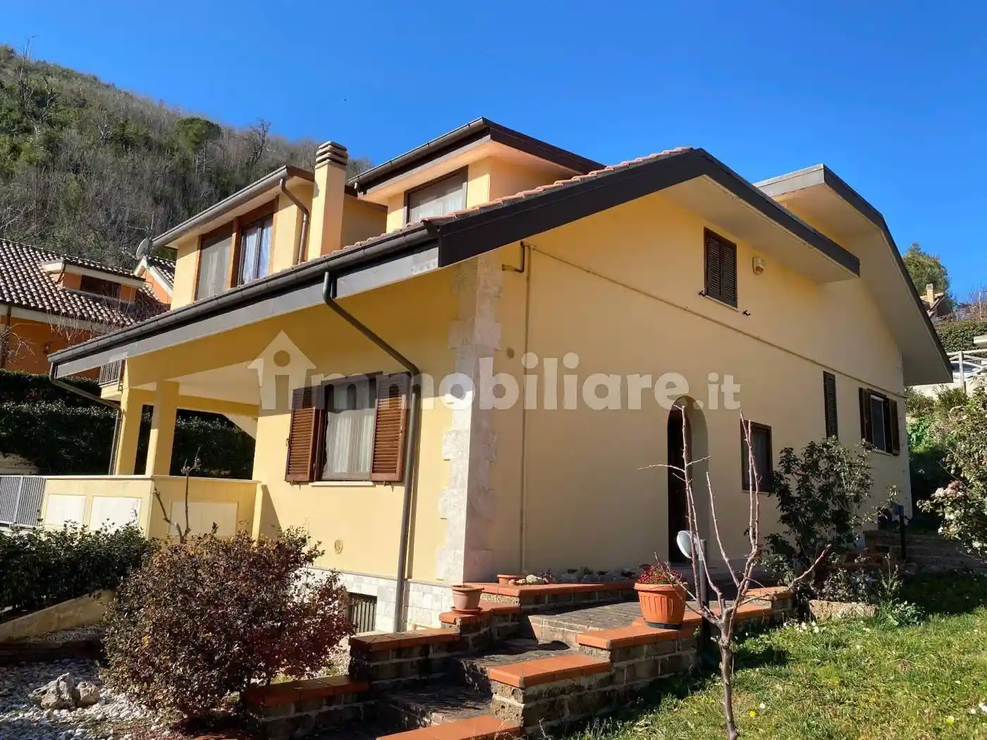 Villa in vendita a Ascoli Piceno