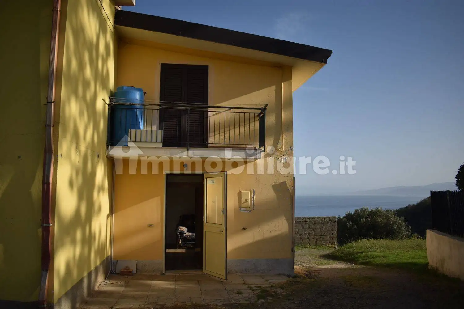 Appartamento in vendita a Zambrone