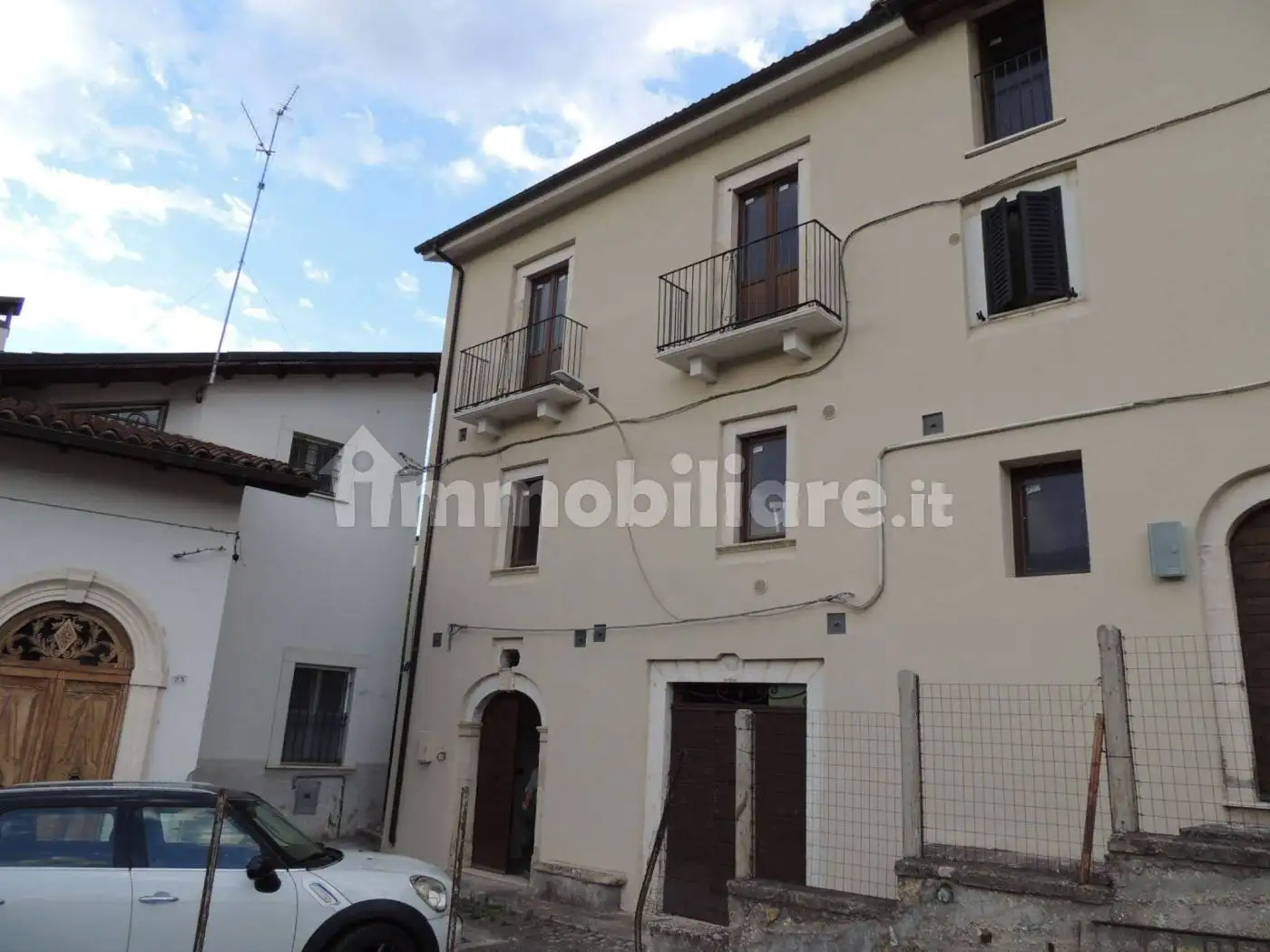 Palazzo - Edificio in vendita a Molina Aterno