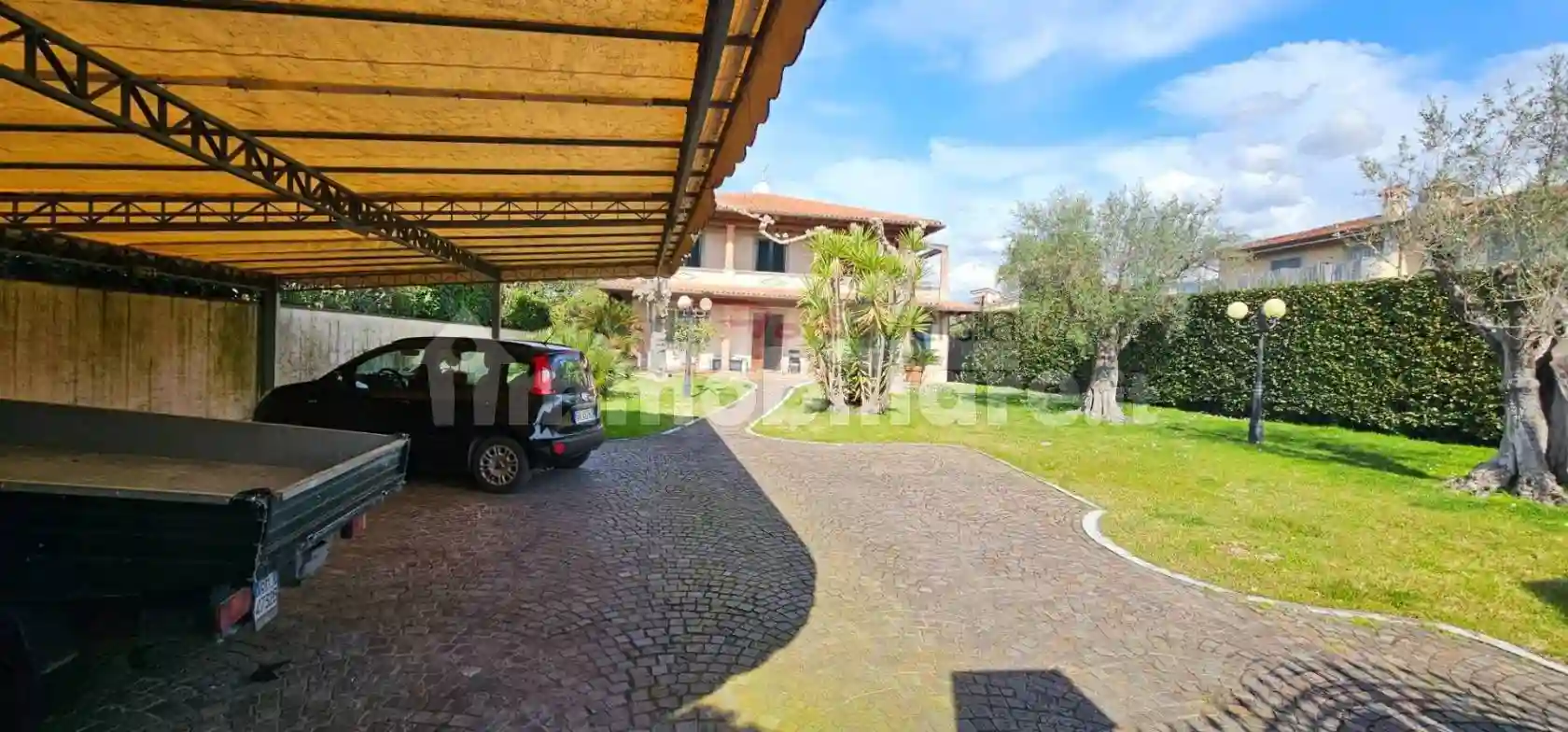 Villa - foto 3