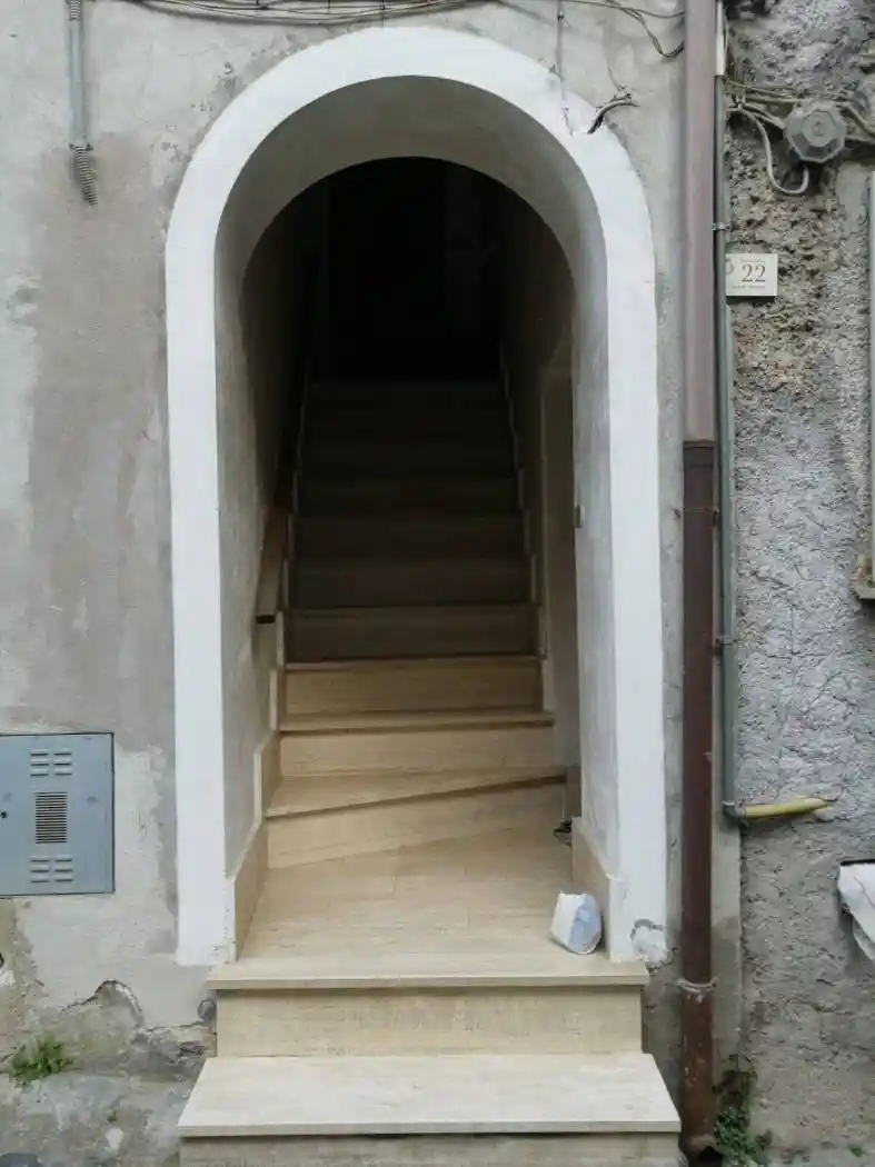 Appartamento in vendita a Agosta