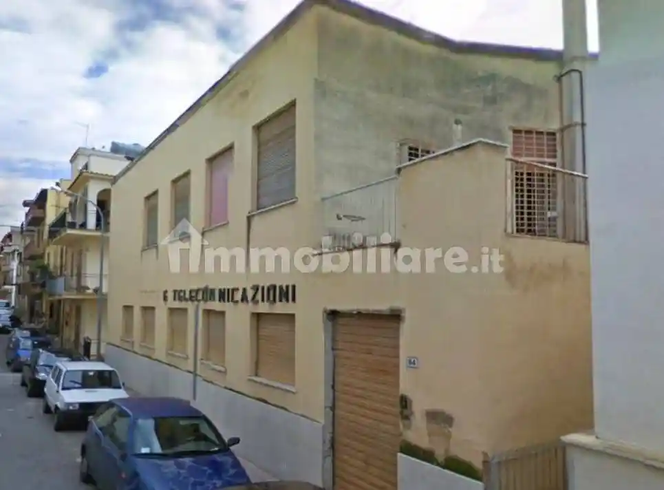 Palazzo - Edificio in vendita a Casteldaccia