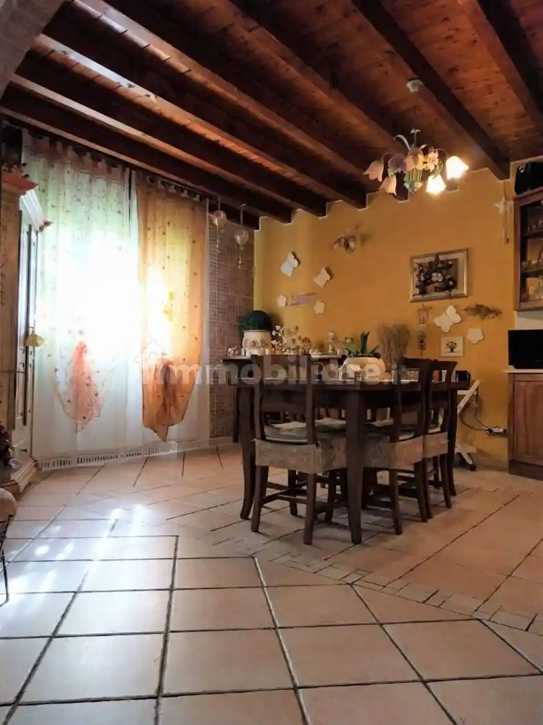 Villa in vendita a San Giovanni Lupatoto