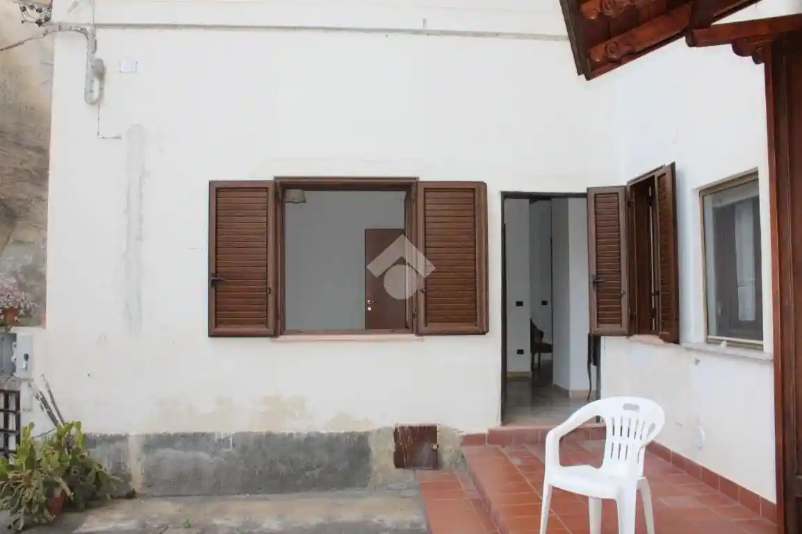 Trilocale via A.Caselli 12, Centro, Diamante - foto 2