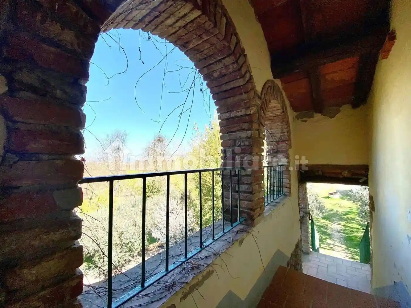 Rustico - Casale in vendita a Foiano della Chiana