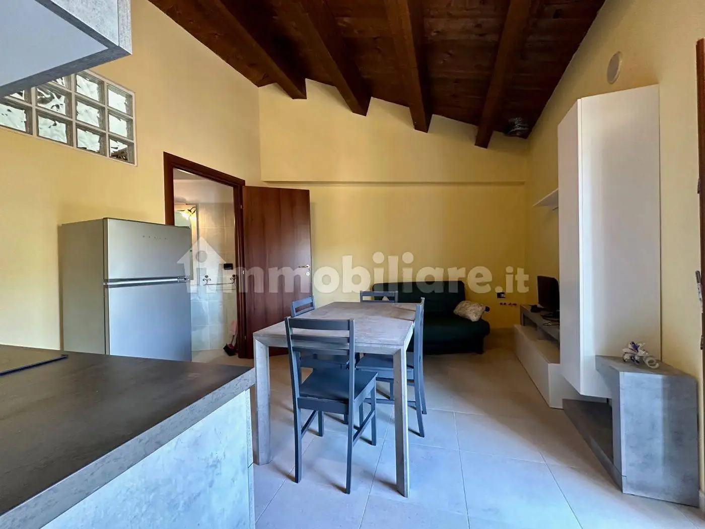 Trilocale piazza Torremaggiore 4, Castelvecchio Calvisio - foto 3