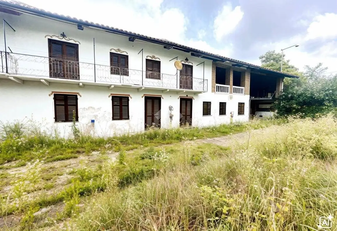 Casa indipendente in vendita a Albugnano