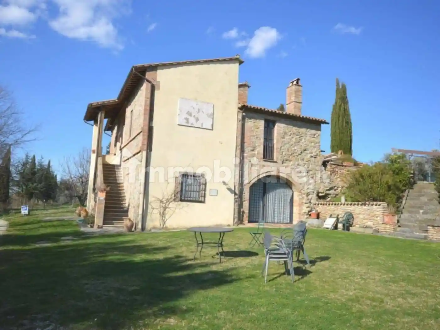 Rustico - Casale in vendita a Collazzone