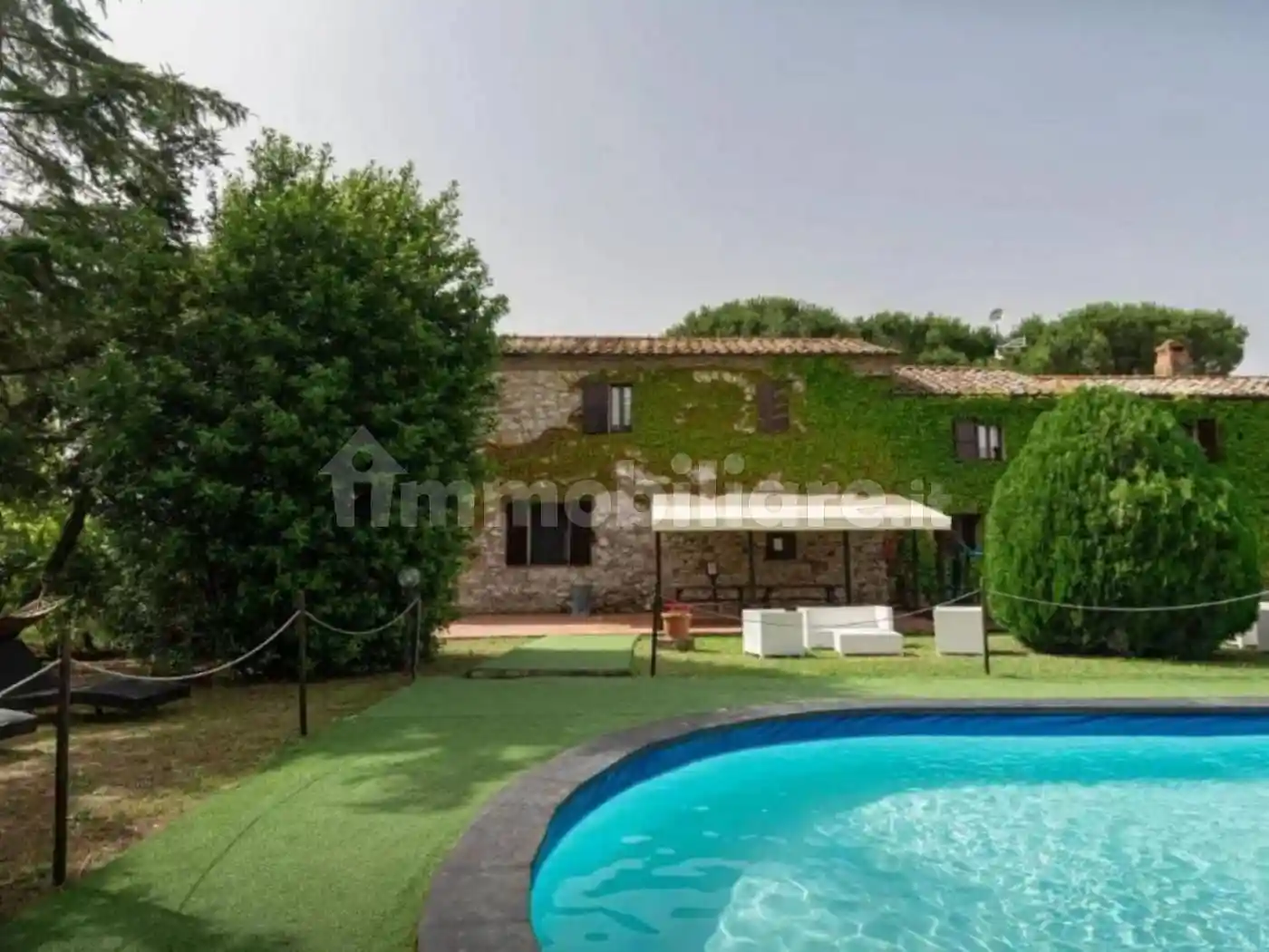 Rustico - Casale in vendita a Castiglione del Lago