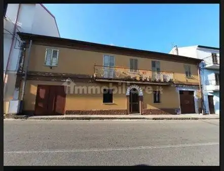 Casa indipendente in vendita a Montepaone