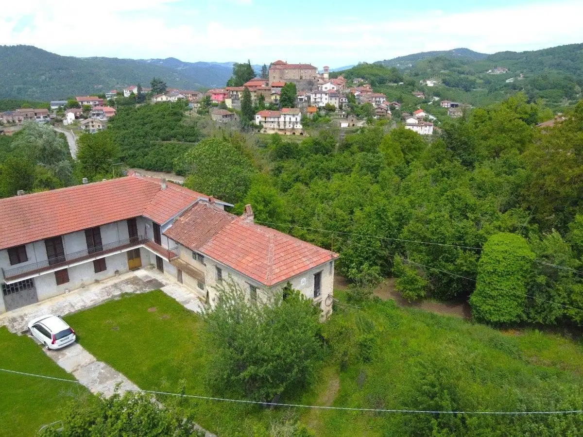 Rustico - Casale in vendita a Cravanzana