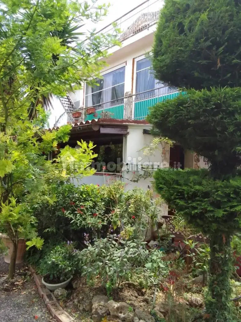 Villa in vendita a Salerno