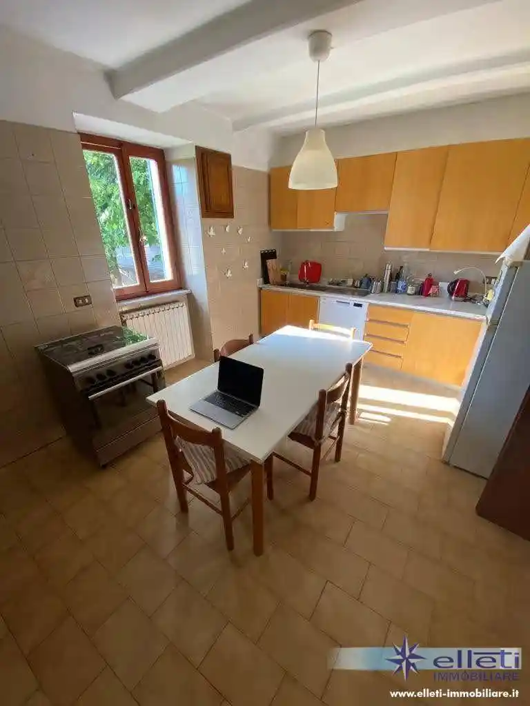 Appartamento in vendita a Massa