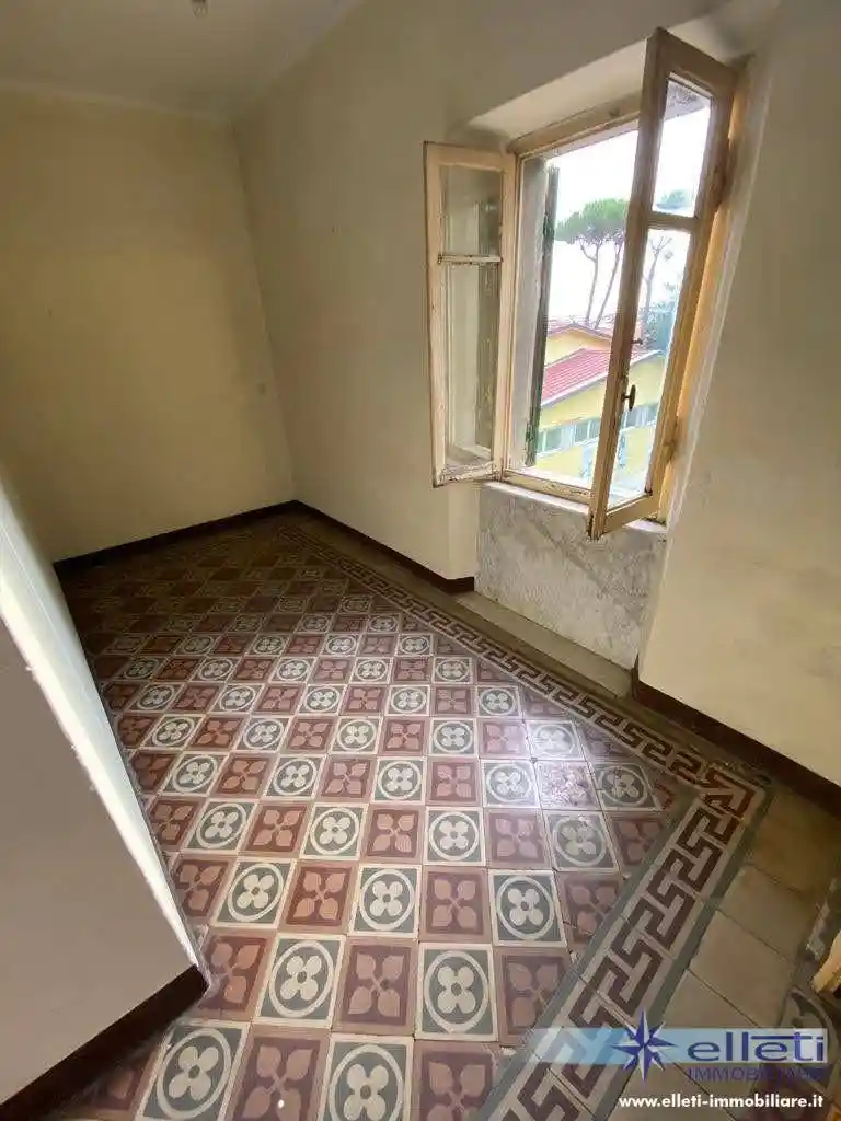 Appartamento in vendita a Massa