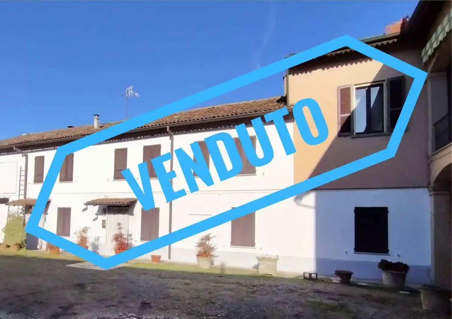 Casa indipendente in vendita a Ossago Lodigiano