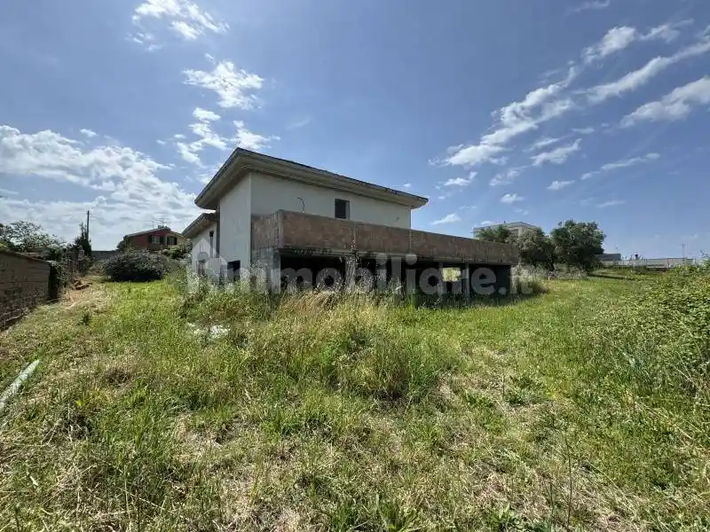 Villa in vendita a Nettuno