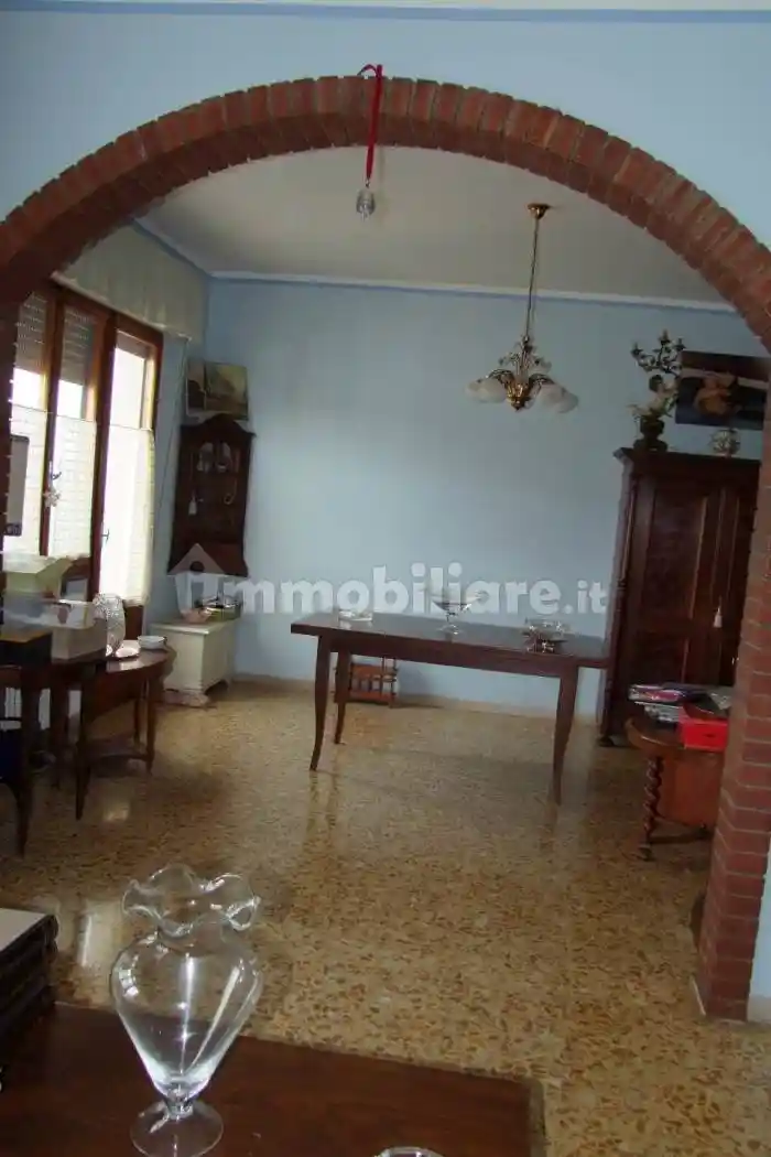 Appartamento in vendita a Reggello