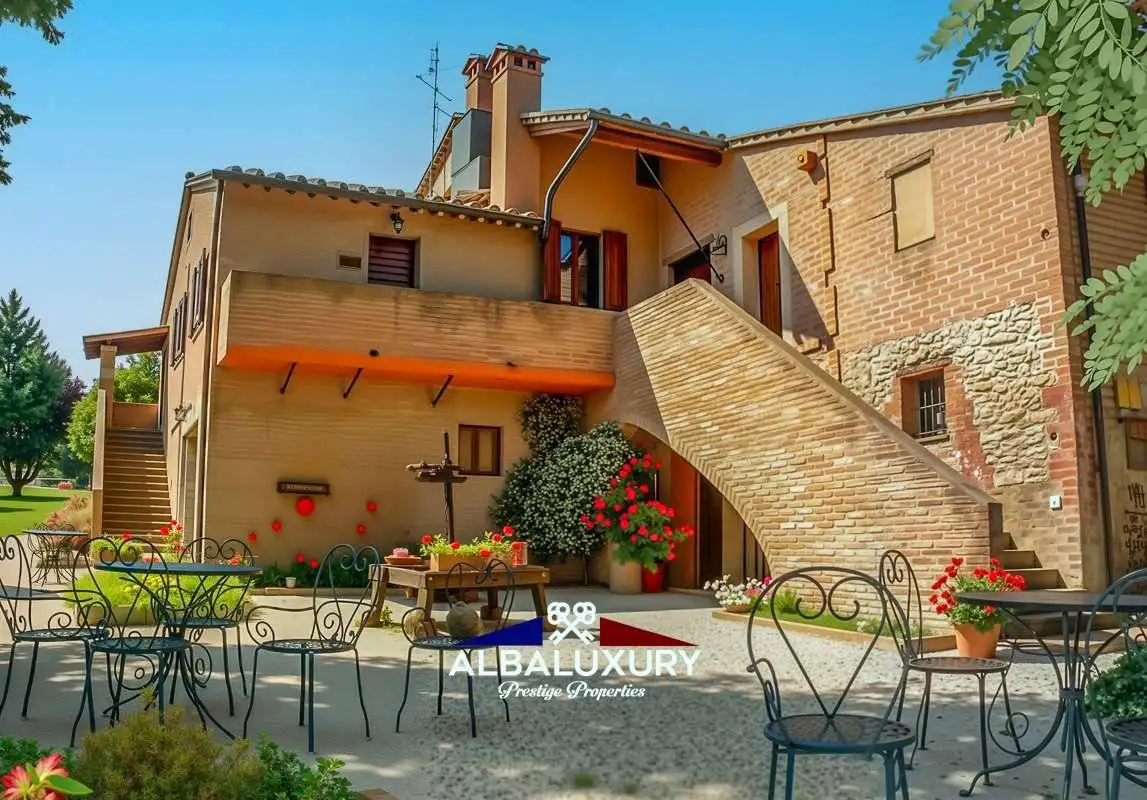 Villa in vendita a Castiglione del Lago